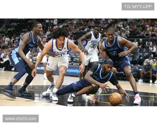 76人对阵太阳比赛总分分析及精彩瞬间回顾